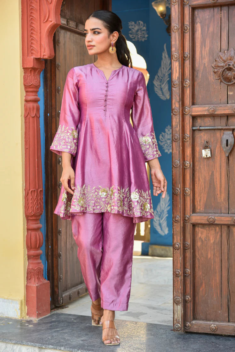 Buy the Luxury Cotton Collection for Evening Parties in 2026 - Exclusive Handmade Sarees - Shop Online