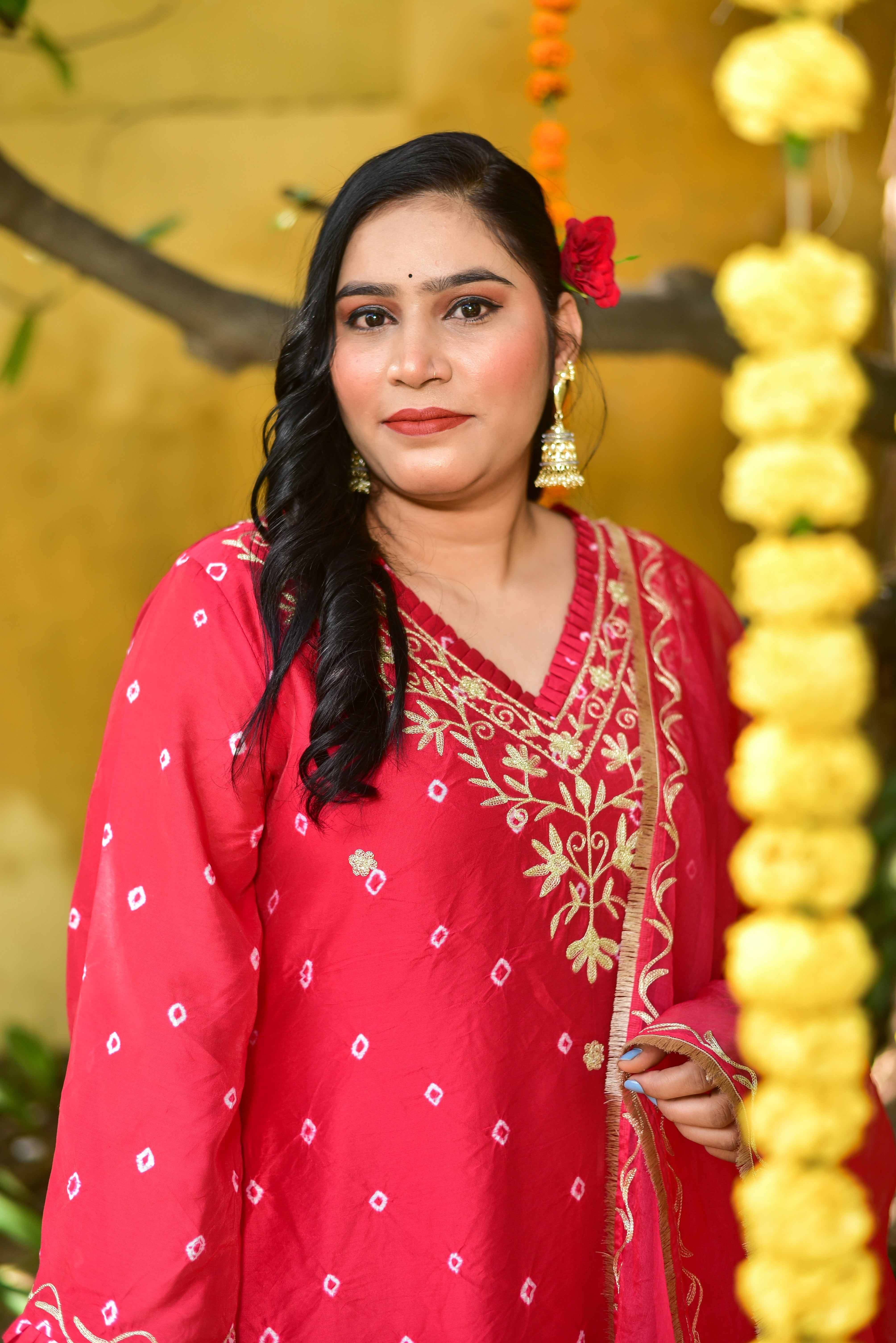 Breathable cotton kurta set for women with Lace Work for Airport Look - Saroj Jain Cotton Kurta