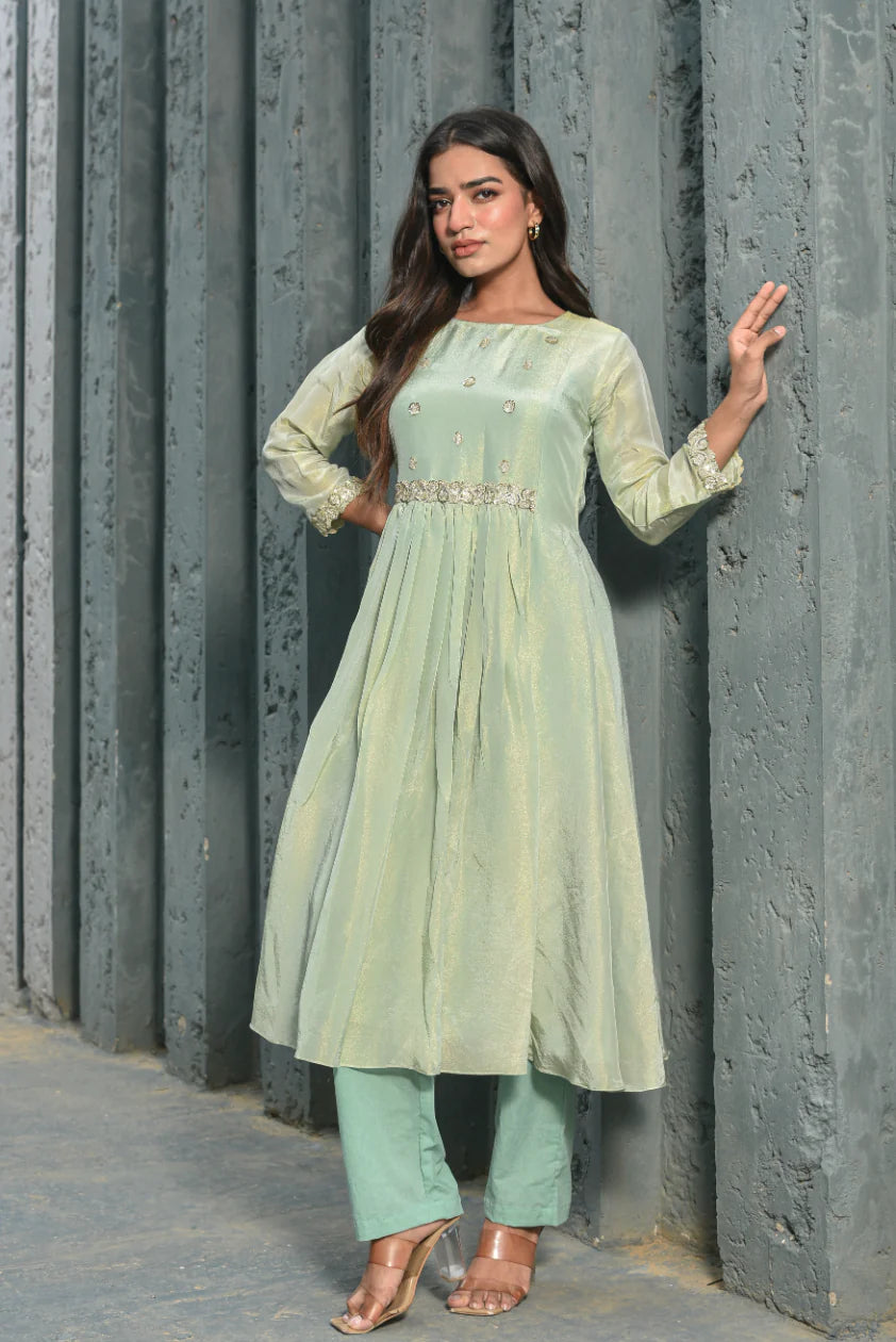 Buy the Boutique Silk Collection for Evening Parties in 2026 - Exclusive Handmade Sarees - Shop Online