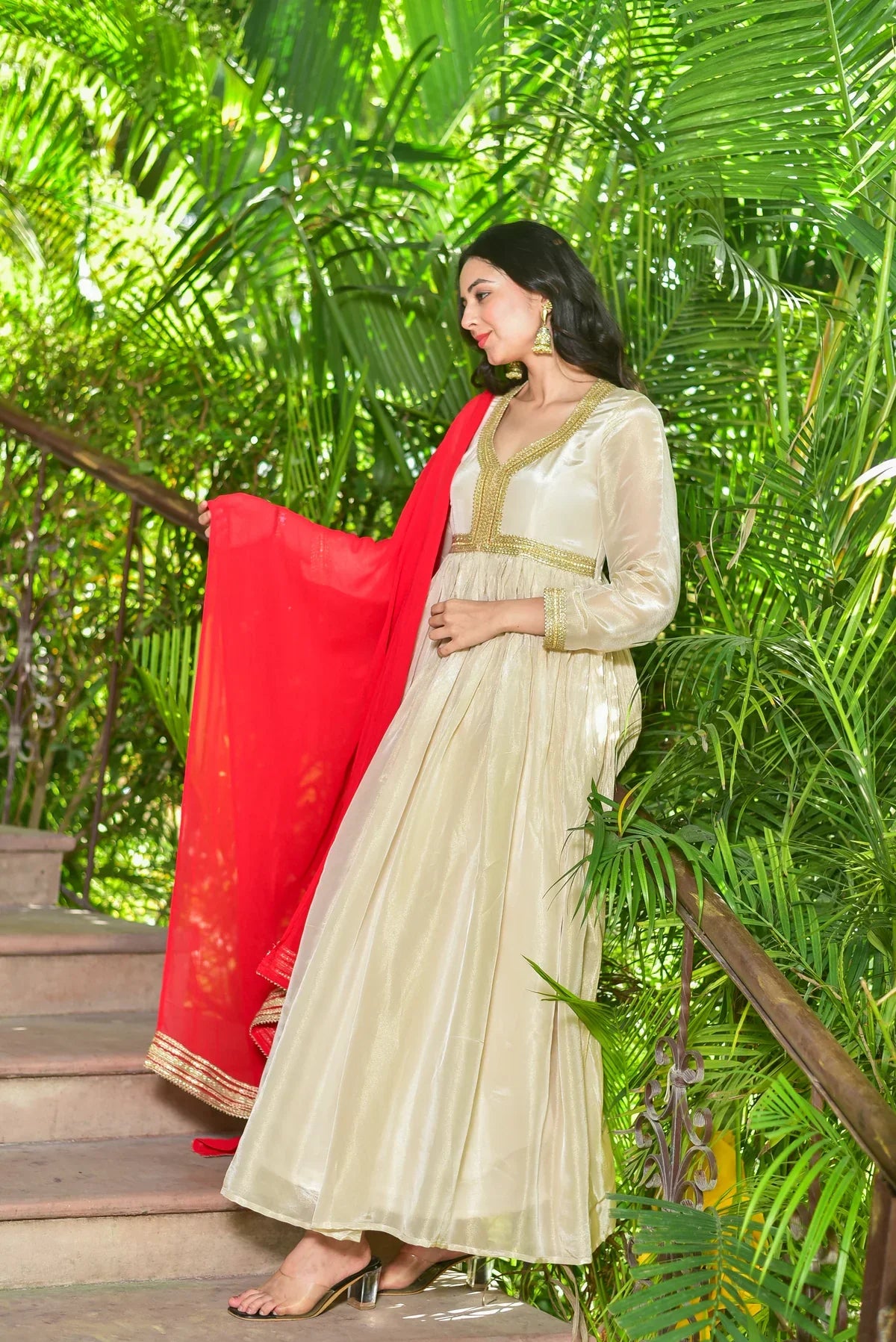 Monsoon Meets Festivity: The Ultimate Transitional Trousseau - Saroj Jain 2200 Milestone