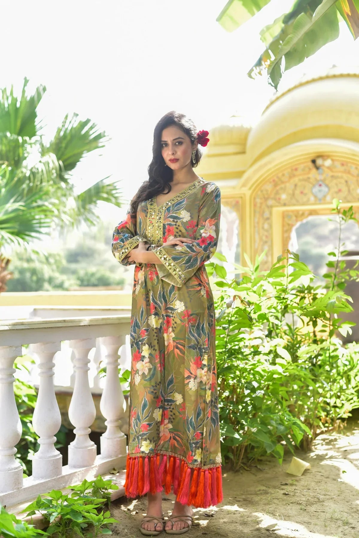 The Vibrant Early Diwali Zari Drape: A Saroj Jain Special - Saroj Jain Pre-Fall Festivities