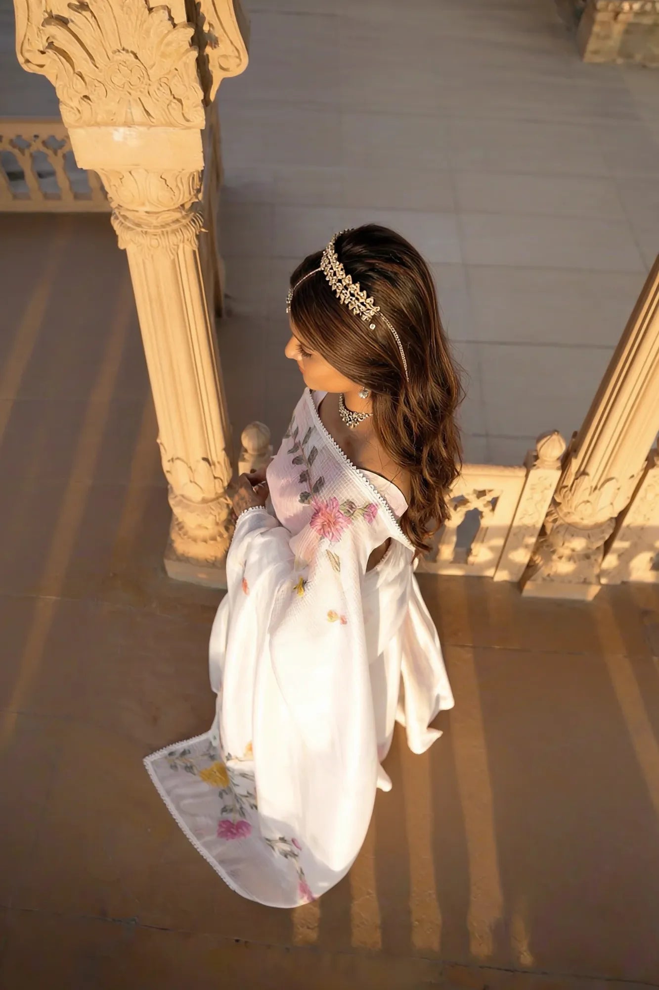 Saroj Jain L 5508 Off-White Hand-Painted Saree View 5