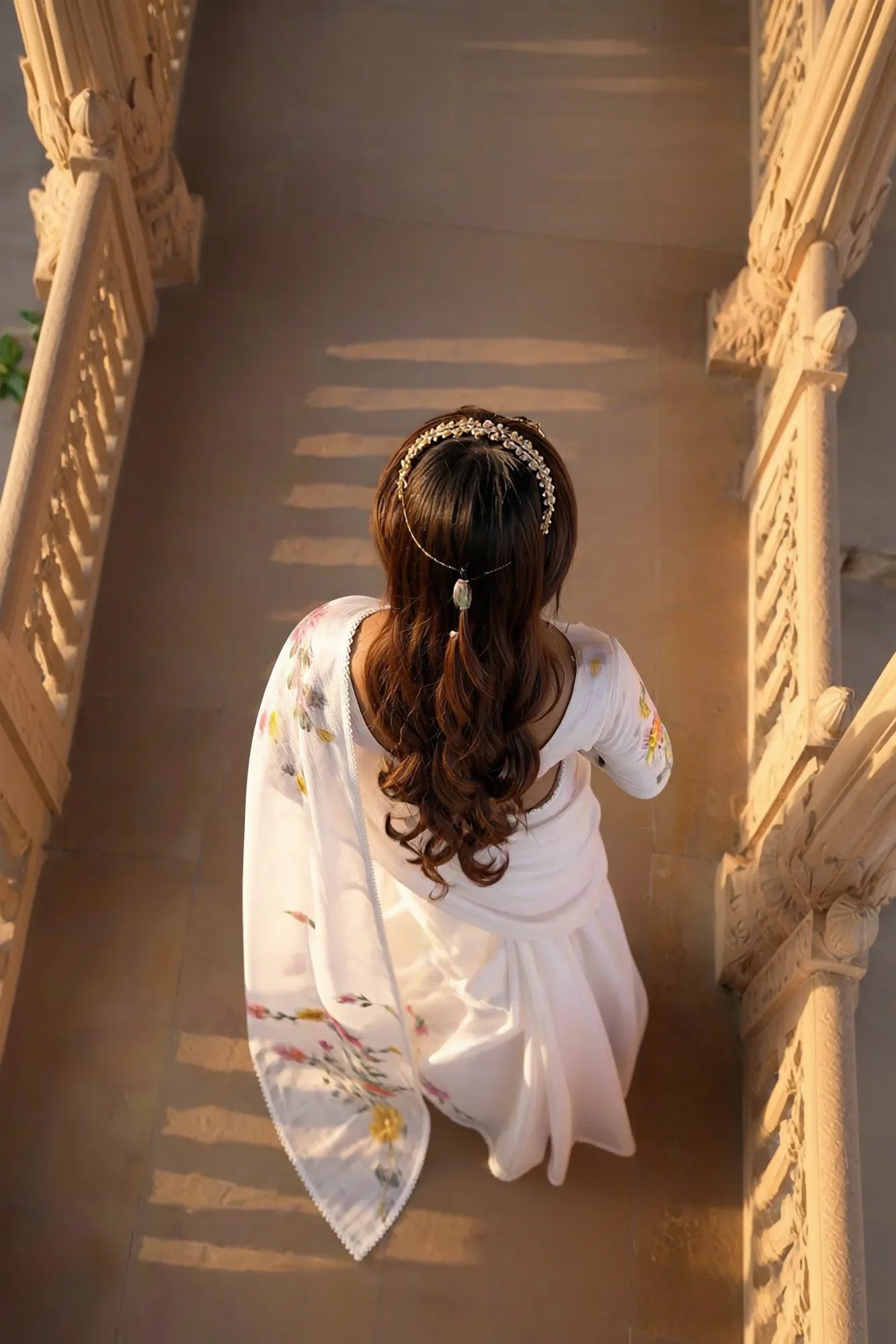 Saroj Jain L 5508 Off-White Hand-Painted Saree View 7