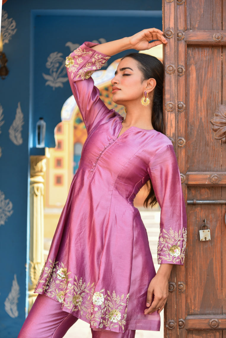 Dark Mauve Heavy Embroidery Co-Ord Set Close-up - Designer Ethnic Wear