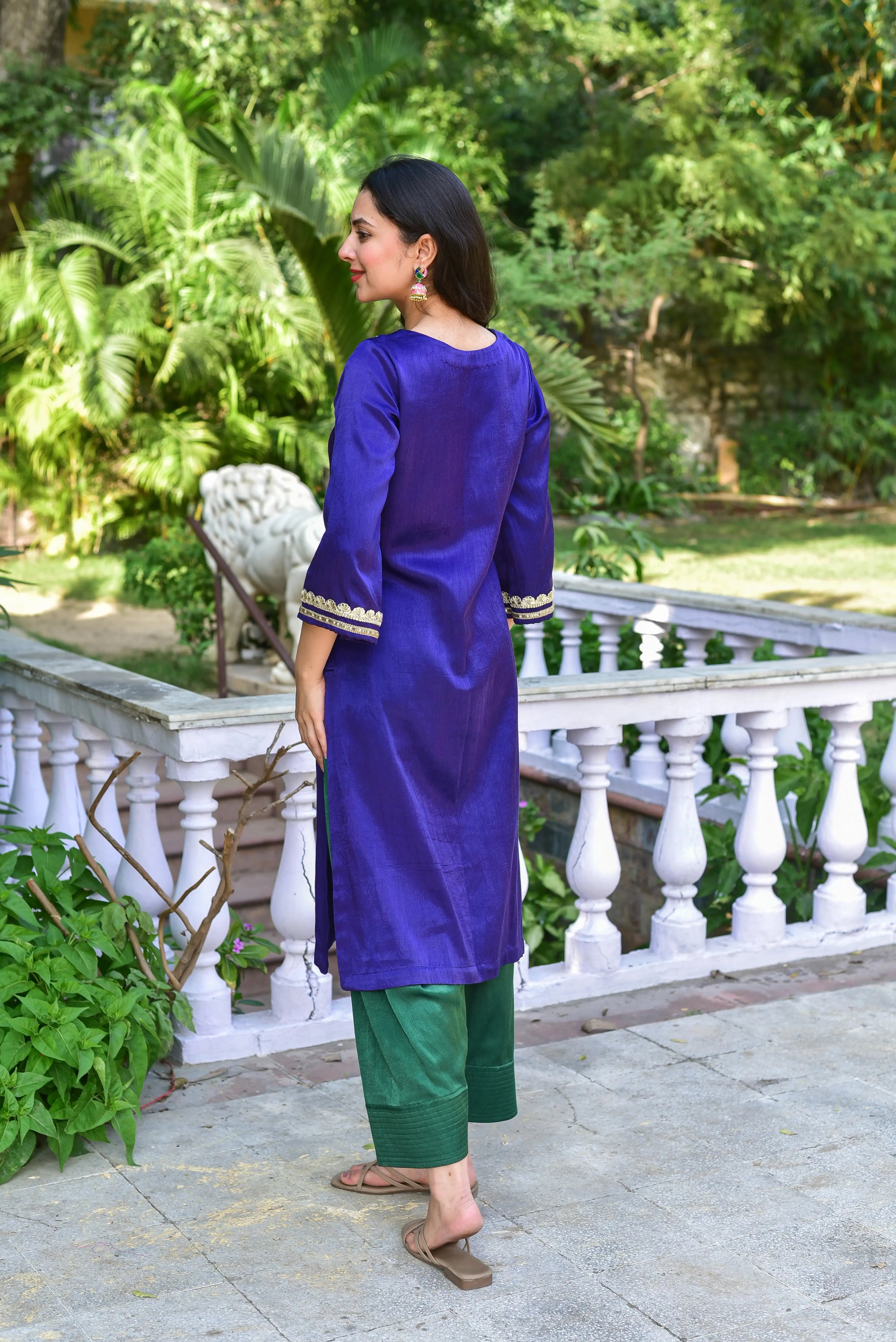 The Truffle Silk Ensemble is a stunning and elegant outfit that exudes sophistication and refinement. Crafted from a luxurious silk blend, this ensemble features a rich royal blue hue that is both timeless and versatile.
The silk fabric used in this ensemble is of the highest quality, providing a smooth and lustrous texture that drapes beautifully on the body. The deep blue color of the fabric is a perfect choice for formal occasions, as it adds a touch of luxury and elegance to any outfit.