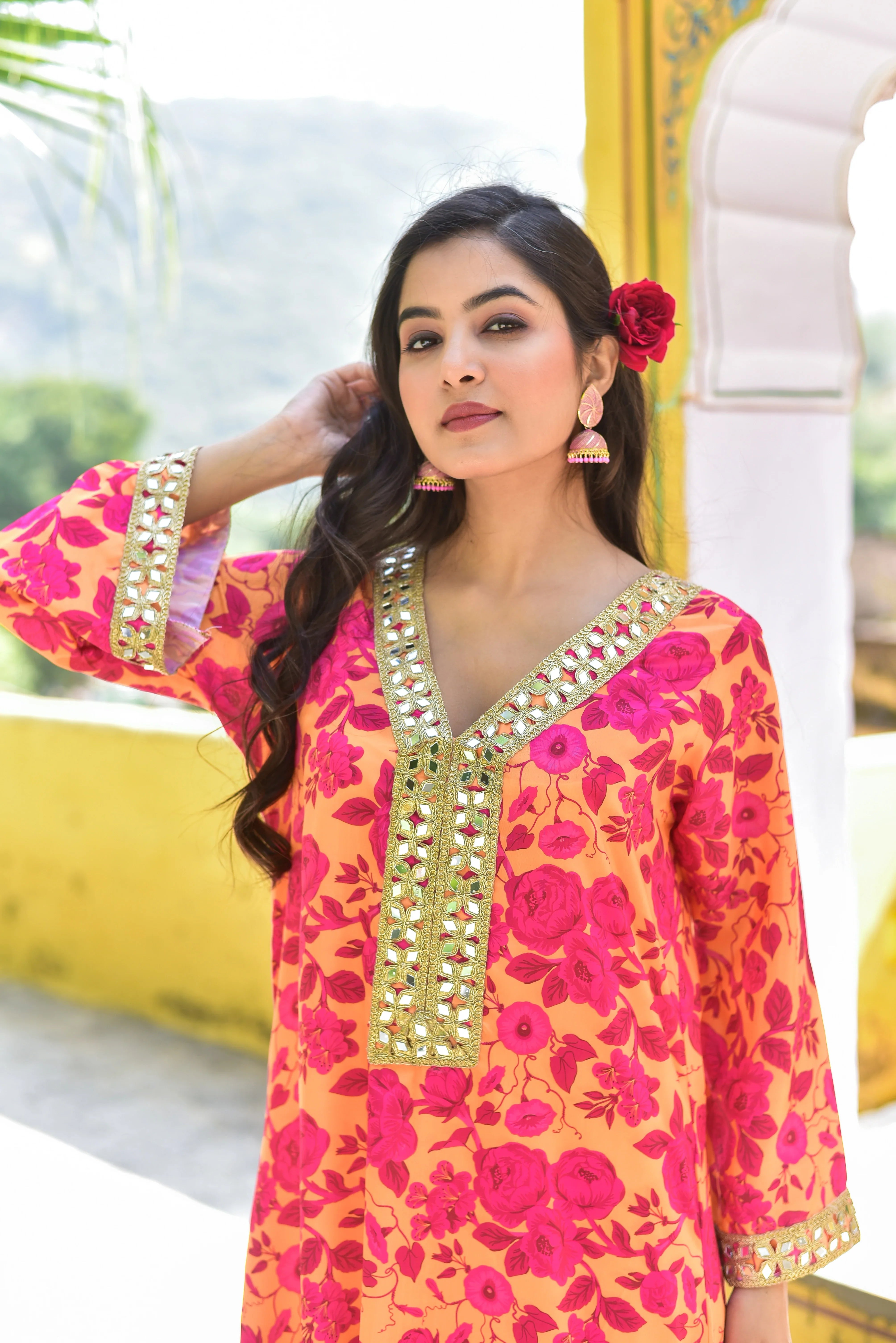 Plus-size kurti set styled with sneakers and tote for airport