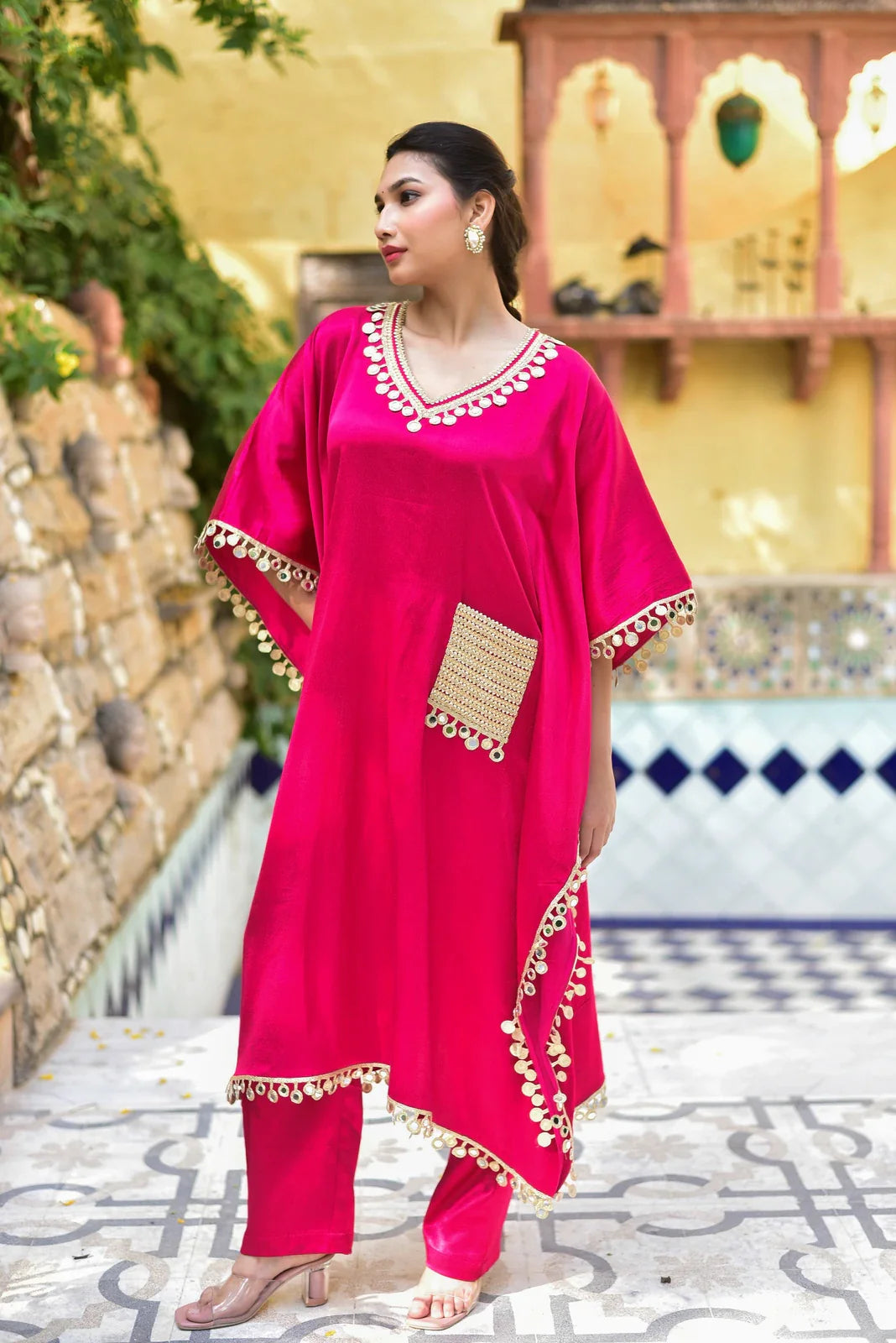 Destination Jaipur: Royal Palettes for Heritage Venues - Saroj Jain Luxury 2026