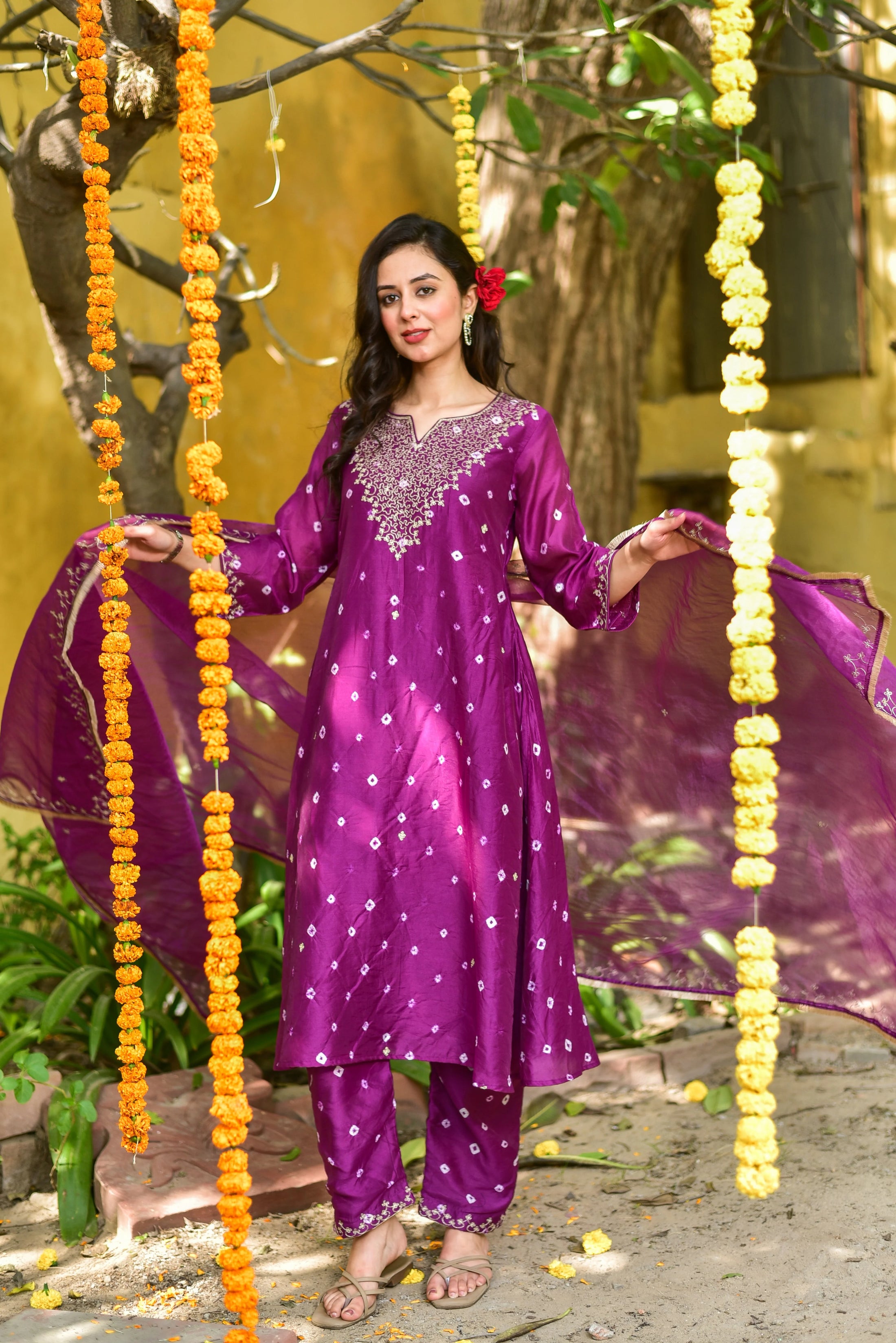 Violet Bandhej Kurta Set - embroidery detail