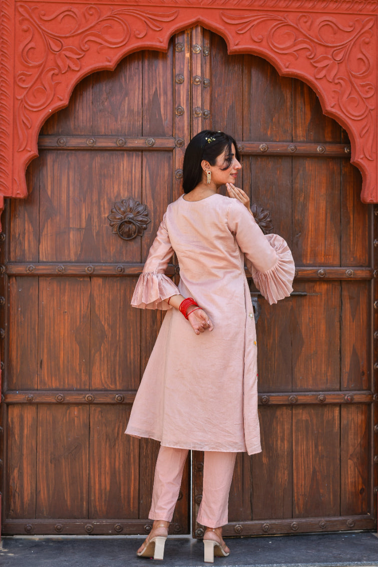 Dust Peach Kurta Set Close-up - Designer Ethnic Wear