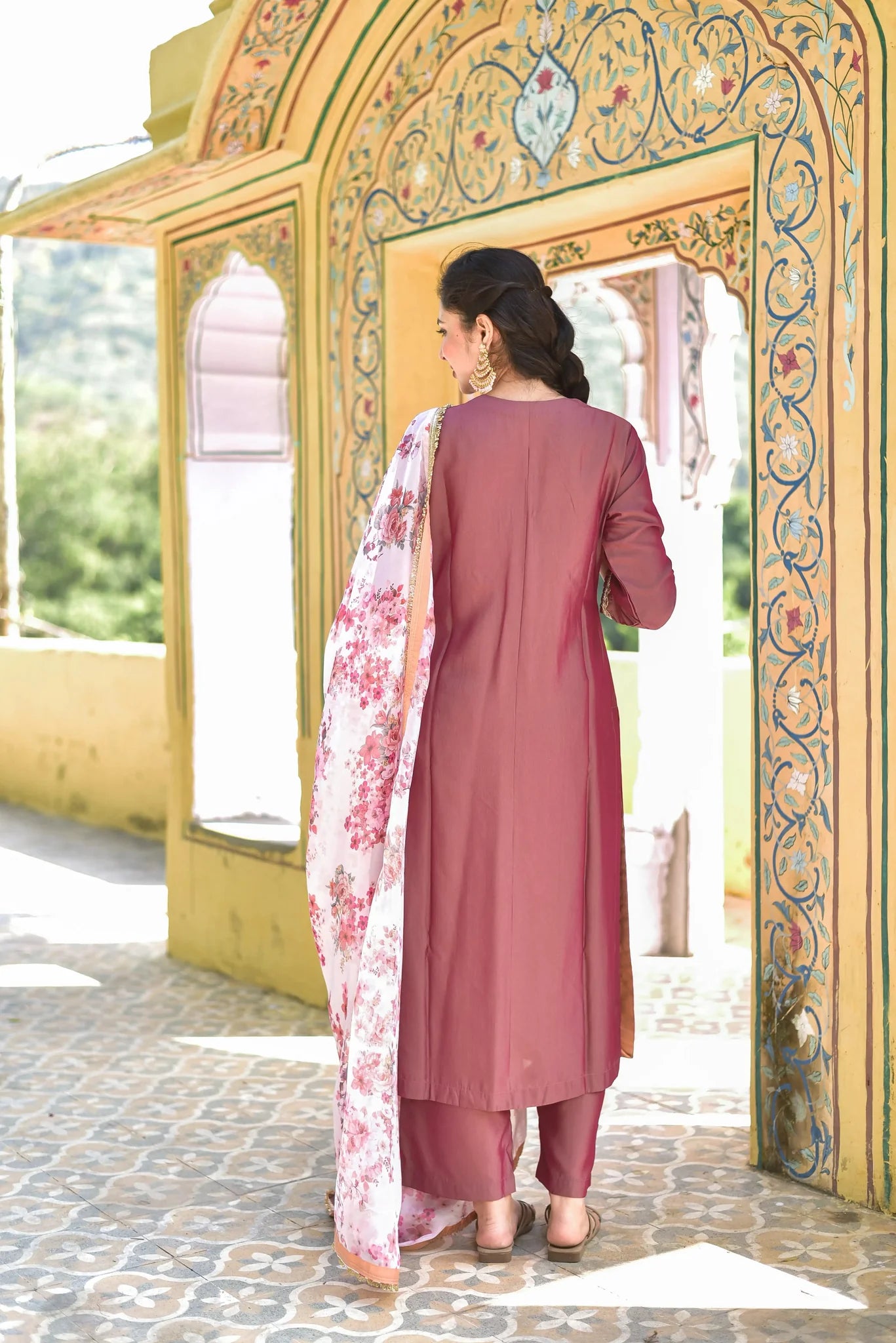 Onion Pink Kurta & Pant With Floral Dupatta